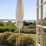 Stone House With Sea View On Mols אבלטופט