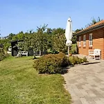 בית נופש Stone House With Sea View On Mols *